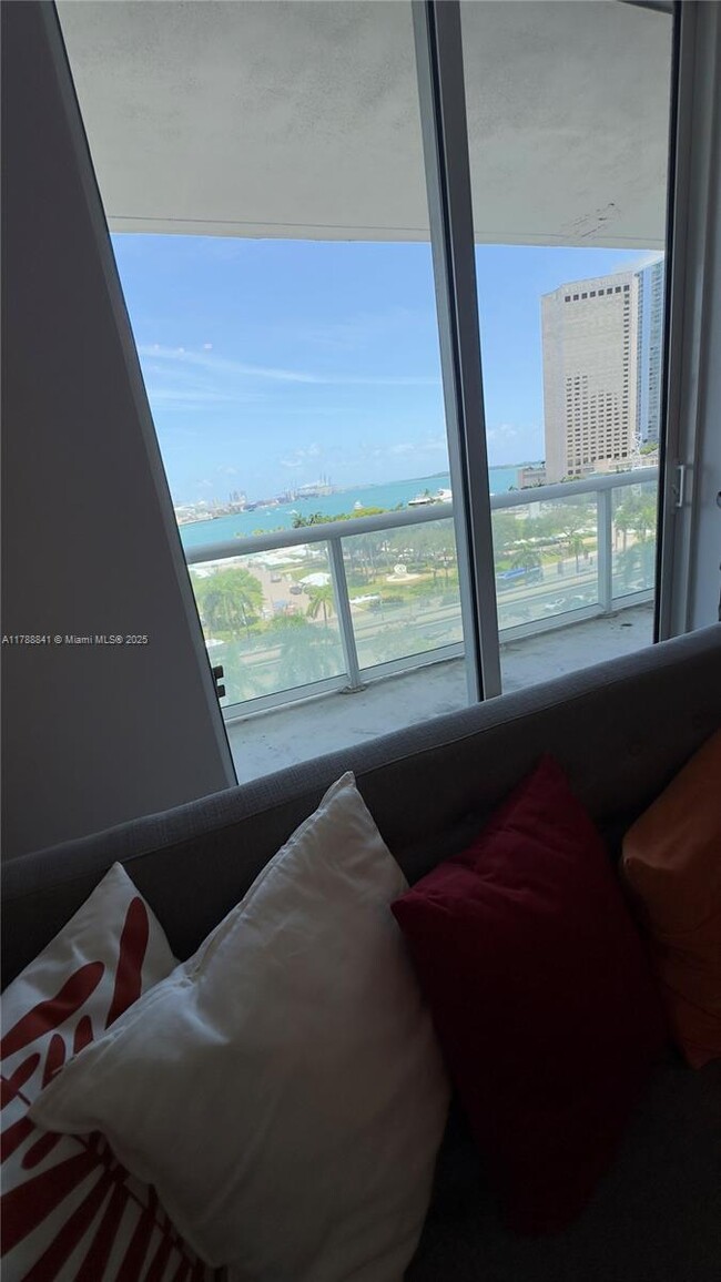 Building Photo - 50 Biscayne Blvd