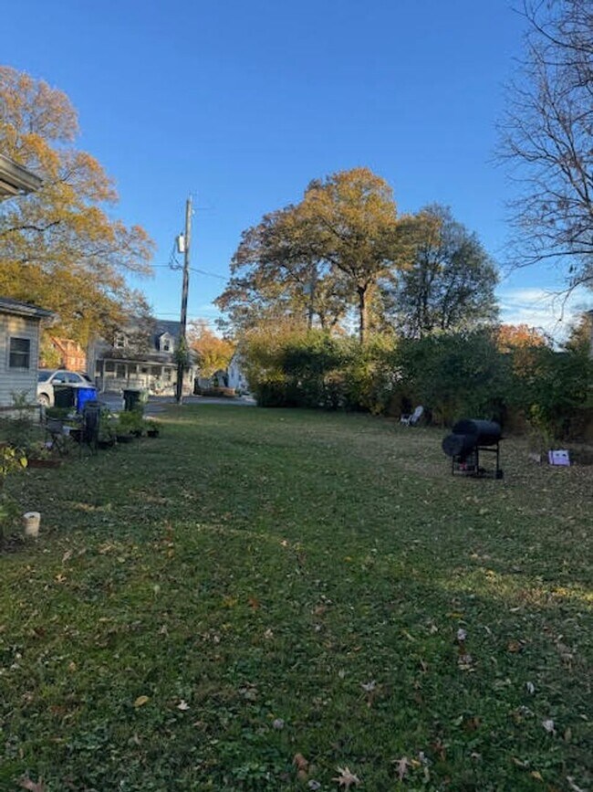 Building Photo - 4835 Indian Ln