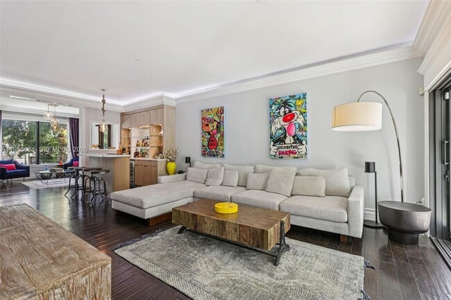 Building Photo - 34 SW 22nd Rd