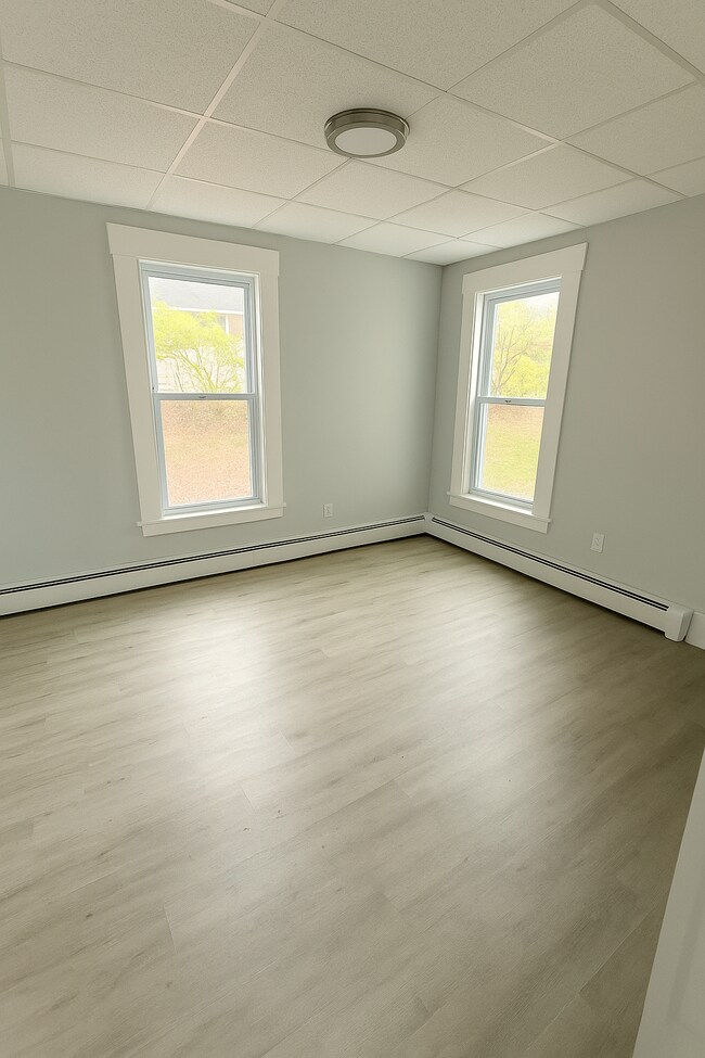 Building Photo - 75 Beech St