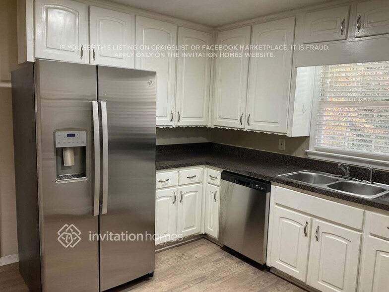 Building Photo - 1271 Little Acres Pl NE