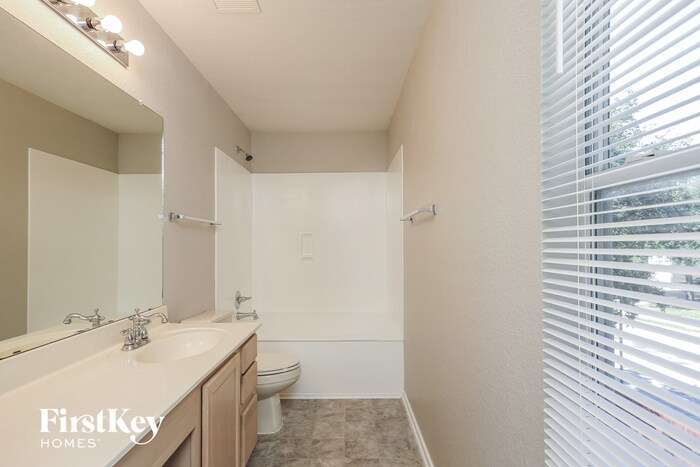 Building Photo - 8131 Sandbar Point