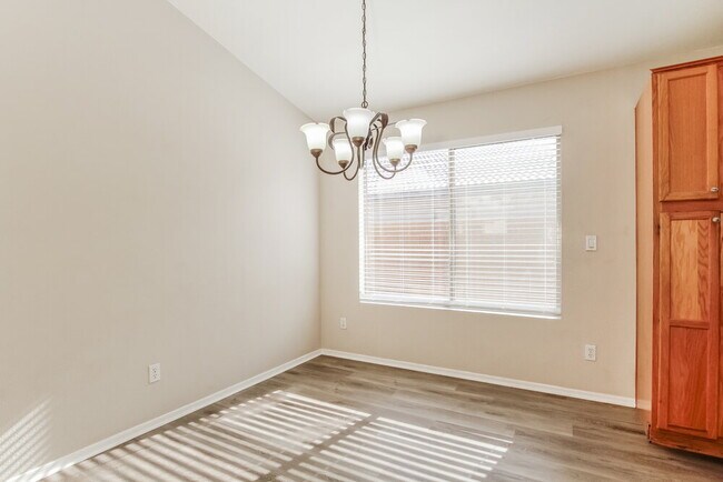 Building Photo - 801 S 125th Ave