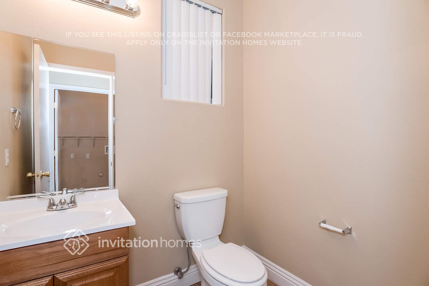 Building Photo - 2400 Boca River Dr