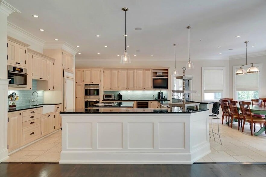 Building Photo - 118 Water Mill Towd Rd