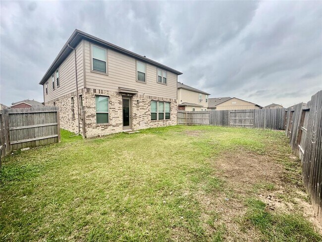 Building Photo - 2518 Boxwood Park