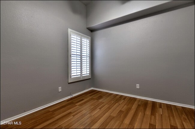 Building Photo - 7089 Black Ridge Dr