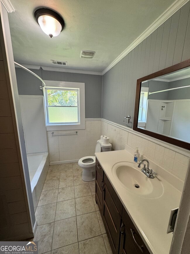 Building Photo - 1316 Martin Head Cir