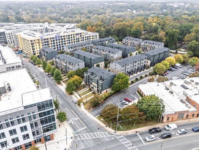 Building Photo - 418 W Tremont Ave