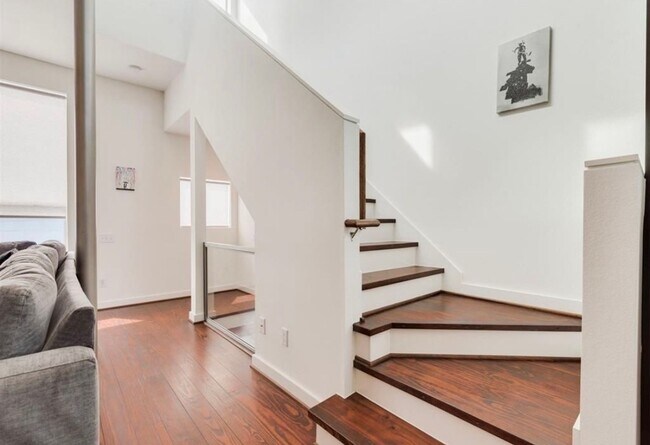 Building Photo - Immaculate 2-Story Urban Loft Townhome wit...