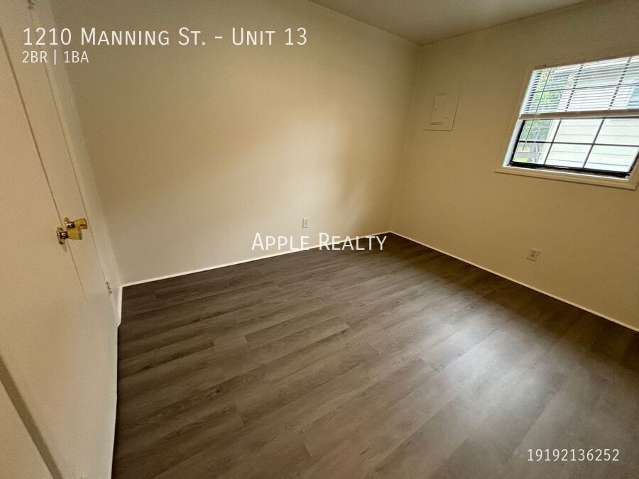 Building Photo - 1210 Manning St