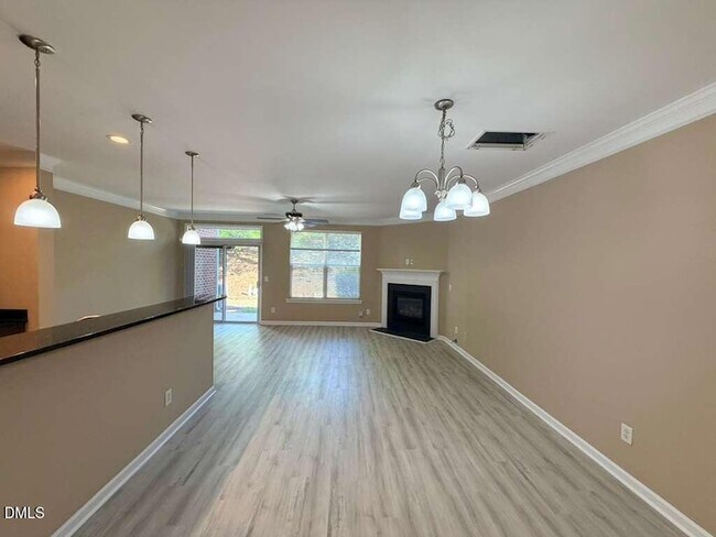 Building Photo - 1061 Remington Oaks Cir