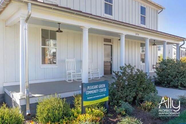 Building Photo - 4959 Lexi Ln