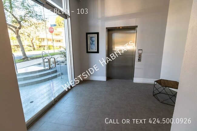 Building Photo - 16070 Sunset Blvd