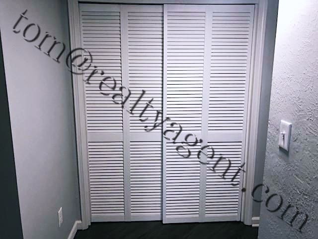 Building Photo - 1020 Dartmoor Ave