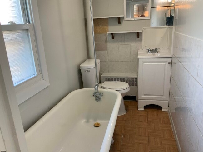 Building Photo - 42 E Greenfield Ave