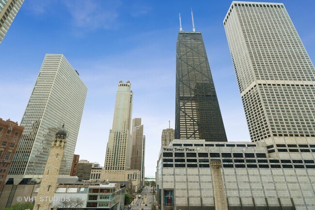 Building Photo - 777 N Michigan Ave