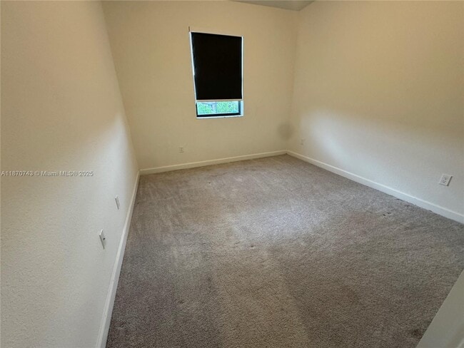 Building Photo - 267 SW 159th Dr