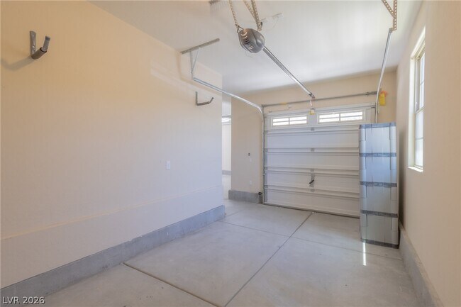 Building Photo - 2668 Bad Rock Cir