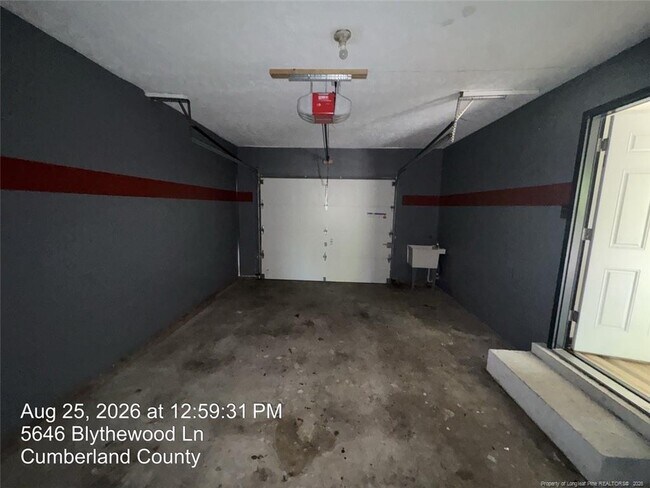 Building Photo - 5646 Blythewood Ln