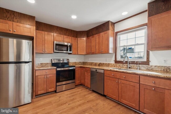 Primary Photo - 793 Wollaston Rd
