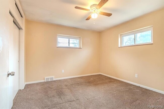 Building Photo - 21135 Virginia Ave