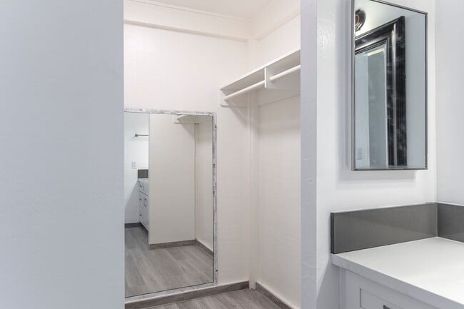 Building Photo - 3bd/2ba/garage in Miliani Town