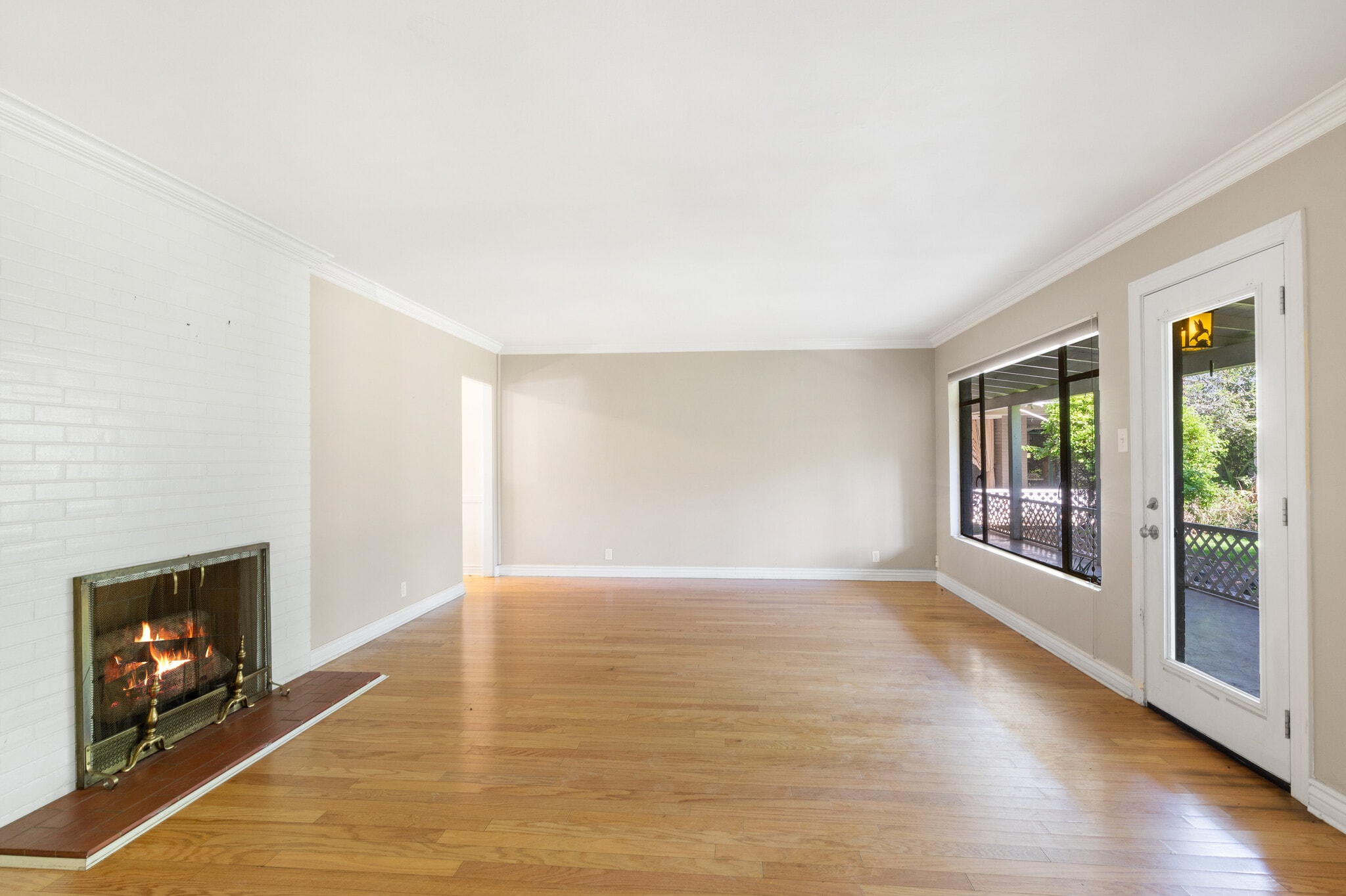 Living Room - 543 W Coronado Rd