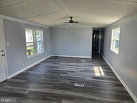 Building Photo - 12 Walnut Ct