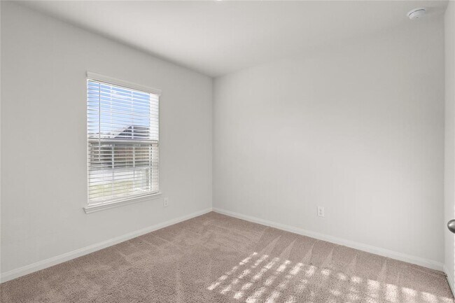 Building Photo - 22055 Ellison Dr