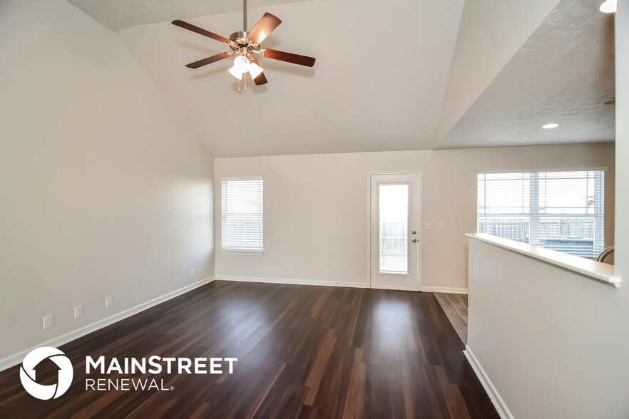 Building Photo - 3228 Willingham Run