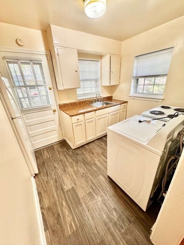 Building Photo - 3429 Ryburn Rd