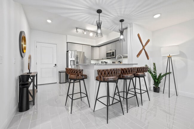 Building Photo - 701 Pilot Ln