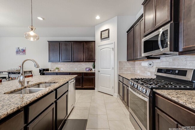 Building Photo - 8626 Pardner Ranch