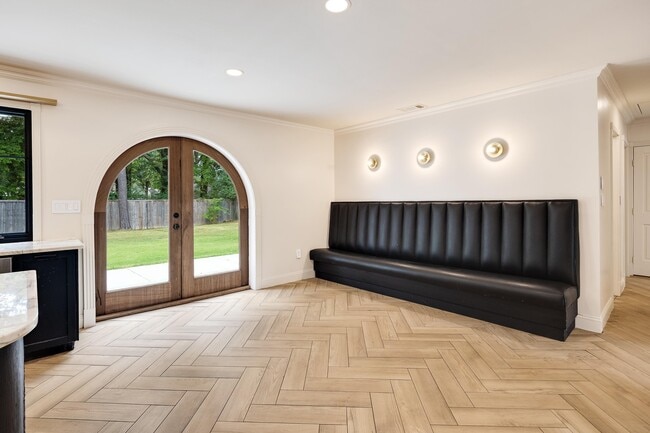 Building Photo - 1023 Greencliff Rd