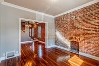 Building Photo - 2105 W 31st Ave