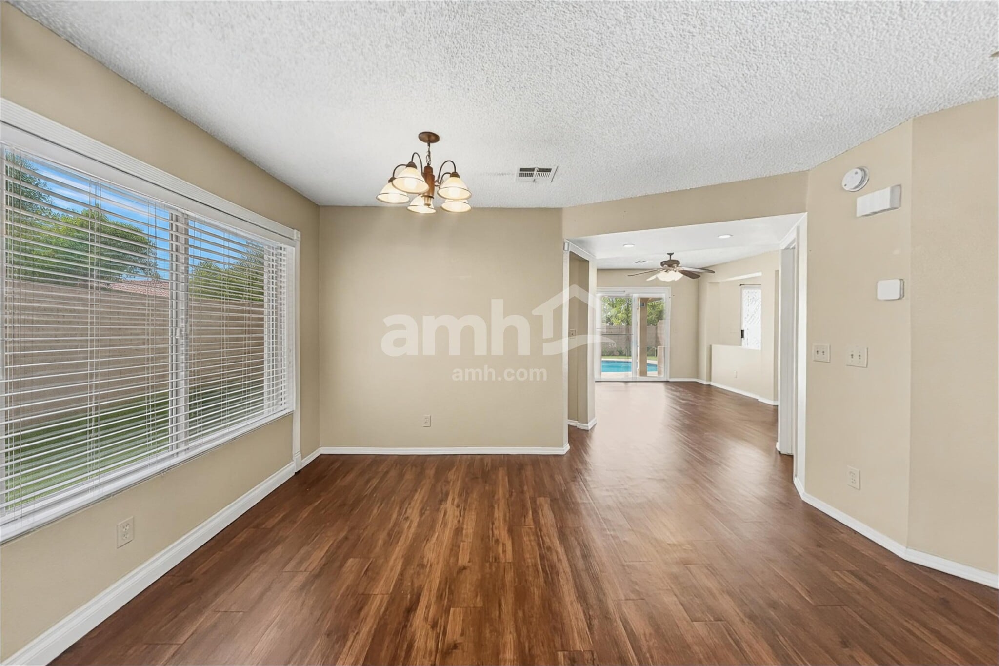 Building Photo - 1474 Lodgepole Dr