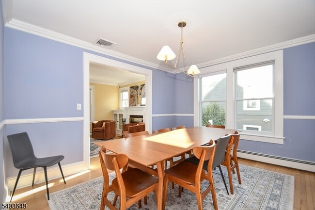 Building Photo - 11 Morris Ct