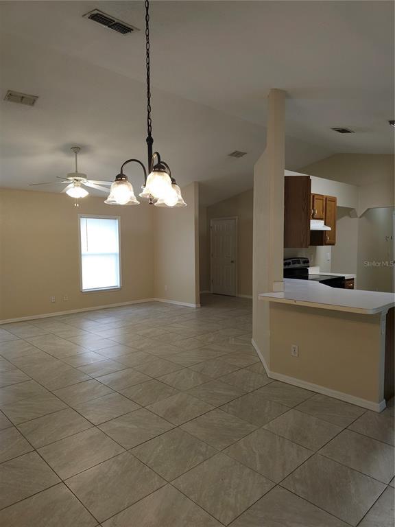 Building Photo - 6997 Hemlock Rd