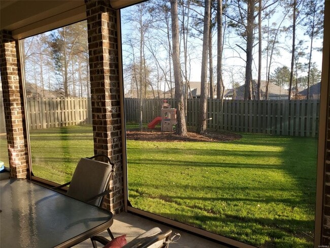 Building Photo - 9407 Cres Lodge Cir