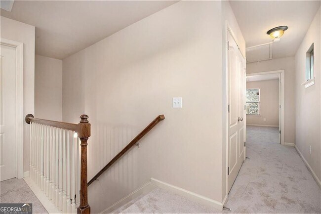 Building Photo - 2426 Bellyard Dr