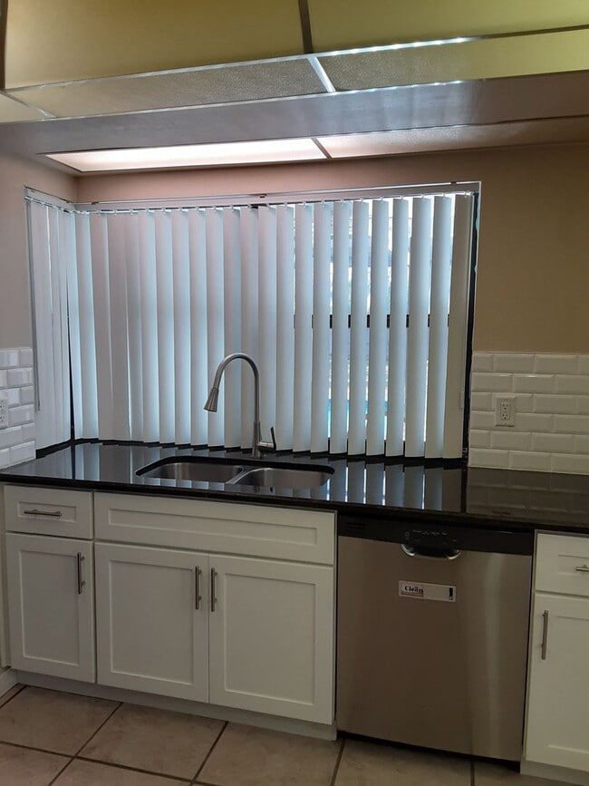 Building Photo - ACCEPTED APPLICATION 2-19-26