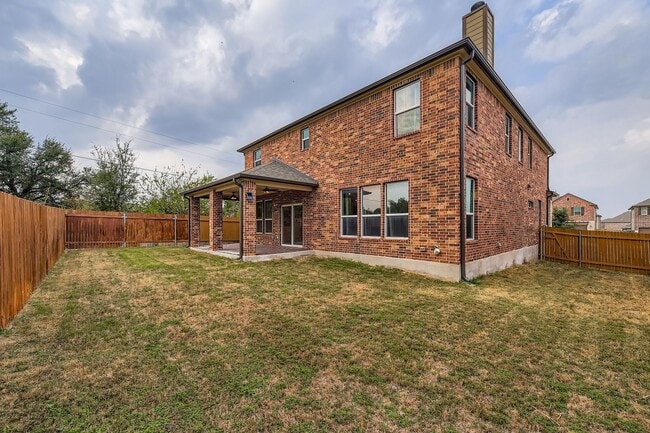 Building Photo - 716 Madalin Rue Ct