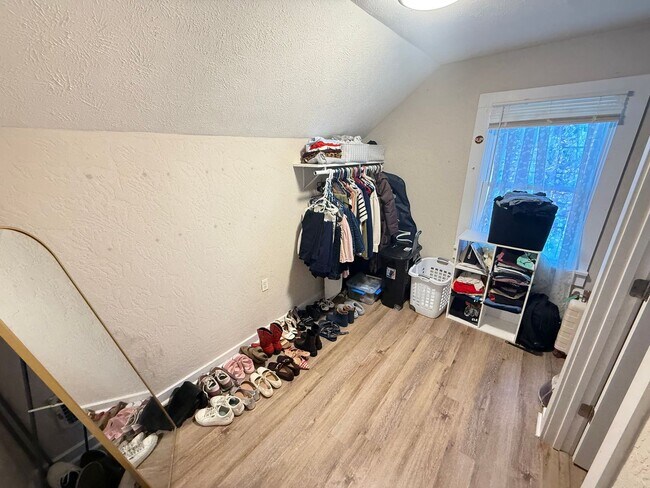 Building Photo - 3 Bed 2 Bath Springfield, MO