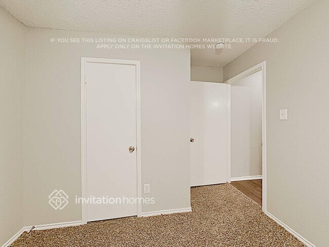 Building Photo - 1213 Colony St