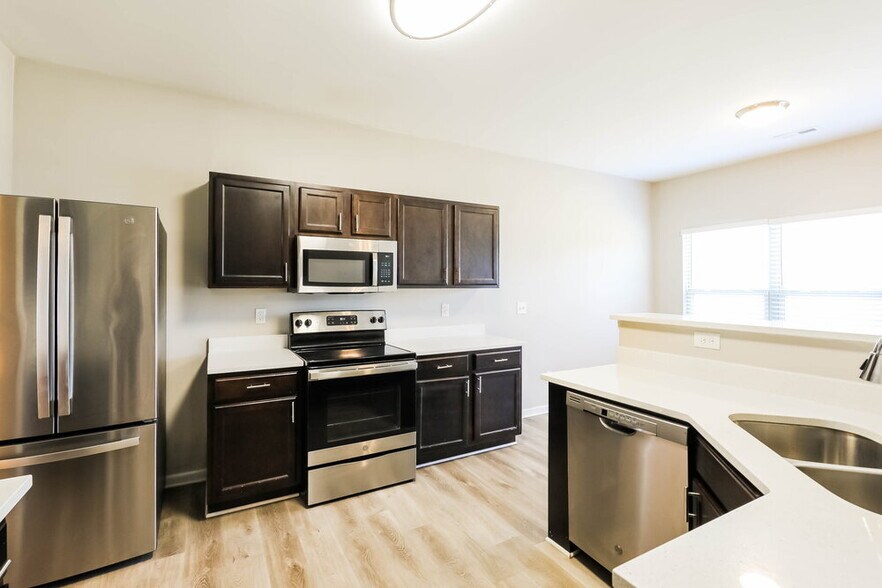 Building Photo - 175 Biscayne Terrace