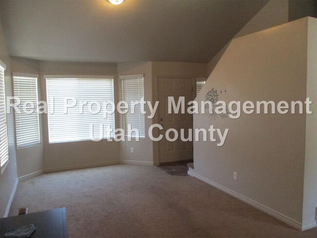 Building Photo - Spanish Fork Home