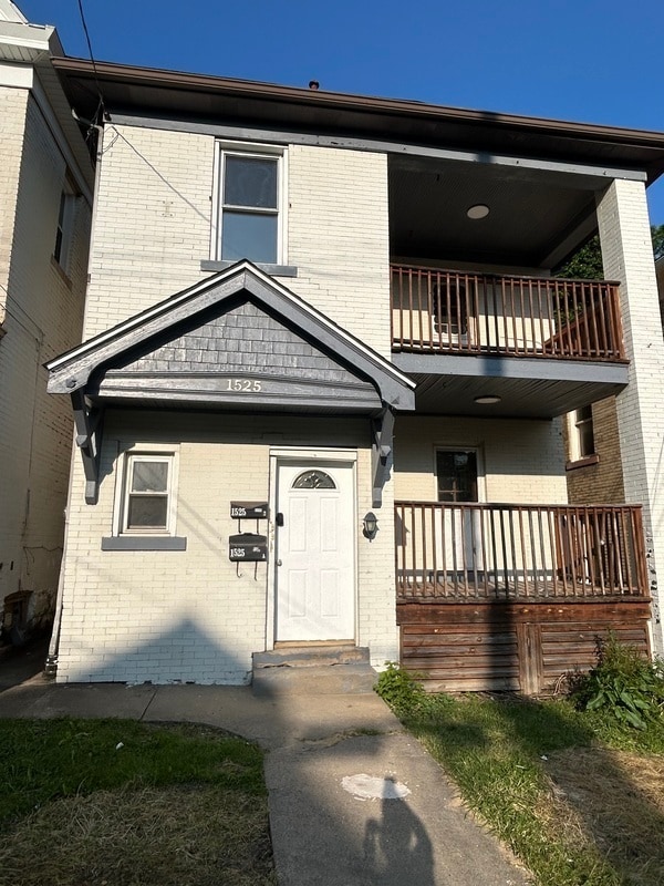 Building Photo - 1525 Alton St