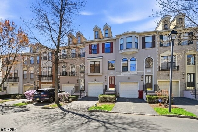 Building Photo - 424 Hartford Dr