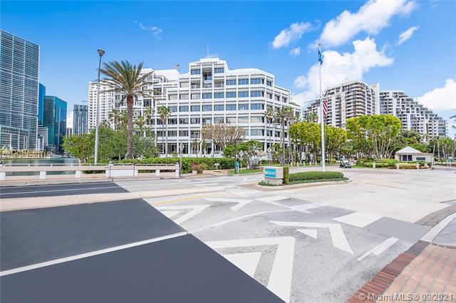 Building Photo - 901 Brickell Key Blvd